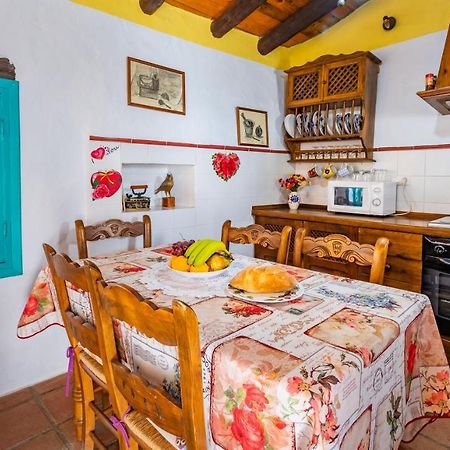 Casa Rosa, con encanto y piscinas privadas Frigiliana Exterior foto