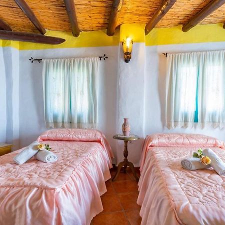 Casa Rosa, con encanto y piscinas privadas Frigiliana Exterior foto