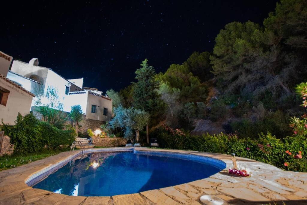 Casa Rosa, con encanto y piscinas privadas Frigiliana Exterior foto